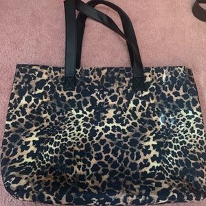 Large Signature Club Silky Canvas Tote Vinyl Leopard